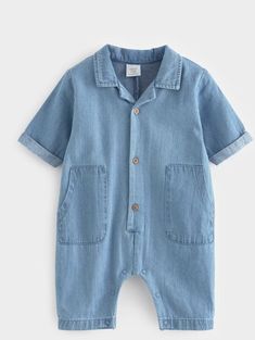 Kids Clothing Rack, Baby Ootd, Baby Boy Clothes Newborn, Baby Inspiration, Baby Jumpsuit, Jeans Jacket, Future Fashion, Summer Boy, Baby Outfits