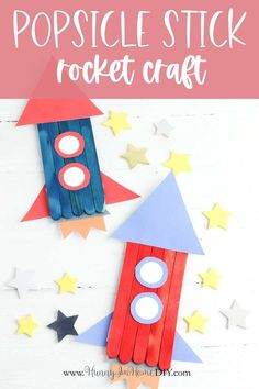 popsicle stick rocket craft with stars around it and the text overlay says popsicle stick rocket craft