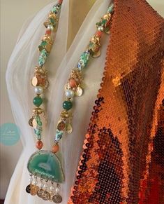 Kurdish Accessories, Kurdish Jewelry, Journalist Fashion, Kurdish Style, Kurdish Fashion, Kurdish Culture, Kurdish Dress, Flamenco Dress