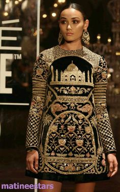 Sabyasachi Embroidery Details, Sabyasachi Embroidery, Shadi Dresses, Outfits Indian, Nikkah Dress, Salwar Kamiz, Red Lehenga, Simple Pakistani Dresses, Boutique Dress Designs