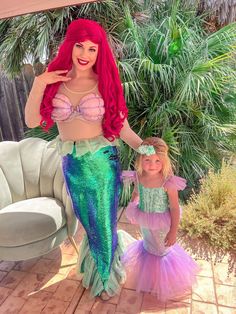 The new Ariel Mermaid Costume is on sale for photo shoots, birthday parties, concept parties and Halloween. The costume is made of premium sequin fabric. 5 layers of tulle are used to make the hem fluffy. The costume includes a clasp...It's exciting to share my designs with you... I recommend that you look at the size chart before purchasing. I have tried to clearly show the age groups and sizes we use but if you have any questions please contact me and I will be happy to assist you :) NOTE : It Toddler Party Dresses, Ariel Mermaid Costume, Mermaid Dress For Kids, Mermaid Costume Kids, Diy Girls Costumes, Ariel Halloween Costume, New Ariel, Costume Mermaid, Ariel Costumes