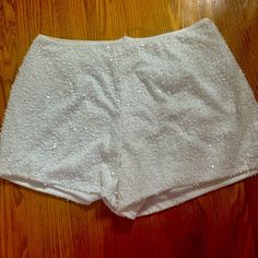 New- Never Worn- White Sequin Shorts With Zipper Sequin Shorts, Nike Tennis Dress, Distressed Denim Shorts, Gingham Dress, Tennis Dress, Linen Shorts, Drawstring Shorts, Striped Shorts, Stage Outfits