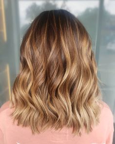 Honey Blonde Long Bob, Bronze Blonde Hair, Caramel Blonde Ombre, Warm Blond, Foilayage Hair, Warm Blonde Balayage, Warm Blonde Hair, Hairstyle Short