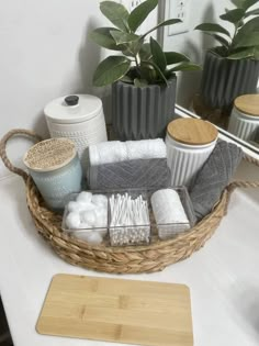 Bathroom Closet Organization Ideas, Bathroom Closet Organization, Bathroom Sink Decor, Toilet Room Decor, Sink Decor, Closet Organization Ideas