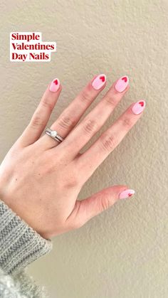 Design Pink Nails, Simple Valentines Day Nails, Hearts For Valentines Day, Nails With Red, Simple Valentines, Valentines Day Nails, Gel Nail Design, Neutral Nails, Dipped Nails