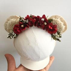 Holiday themed teddy ears headband, fits newborn thru sitter. Please allow up to 2 weeks for this item to ship as it is made to order. Holiday Dining Table, Girl Nursery Pink, Holiday Headbands, Tiara Headpieces, Floral Crowns, Newborn Christmas, Christmas Headband, Halloween Costumes Makeup, Beaded Christmas Ornaments