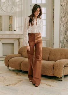 Sezane Work Outfit, Boho Business, Chique Outfit, Mode Hippie, Style 2023, Mode Inspo, Business Casual Outfits, Mode Vintage