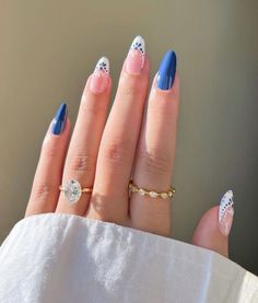 Acrylic Nails For Mexico Vacation, Summer Nails For Europe, Blue Talavera Nails, Mediterranean Inspired Nails, Portuguese Inspired Nails, Coastal Granddaughter Nail Ideas, Greek Inspo Nails, European Nails Summer, Barcelona Nails Design