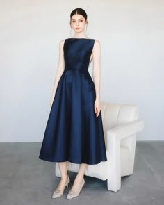 Clean Wedding Dress, Occasional Dress, Meghan Style, Midi Party Dress, Modern Wedding Dresses, Bespoke Tailoring, Modern Wedding Dress, Dresses Cocktail, Wedding Dresses Simple