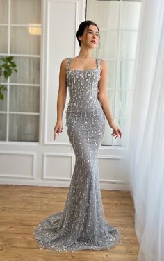 Dresses With Crystals, Engagement Dress, Cute Prom Dresses, فستان سهرة, Dream Dresses, Gala Dresses, Silver Dress, Glam Dresses, Mermaid Dress