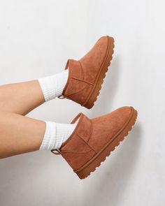 It's cosy season and our Cari faux suede boots are at the top of our wishlist right now. With an ankle-high fit, ultra-comfy inside, and faux suede detailing, we already know these are going to be a staple this season. Team yours with your everyday off-duty outfit for an effortless finish. - Faux leather upper - Model wears UK 6 / EU 39 / US 8 - Fits true to size Cosy Season, Off Duty Outfits, Faux Suede Boots, Low Boots, Women's Heels, Heels Shoes, Womens Heels, Suede Boots, Faux Suede