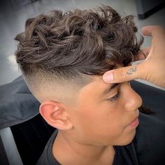 Boys Haircuts Long Hair, Boys Haircuts Curly Hair, Skin Fade Hairstyle, Boys Curly Haircuts, Boys Fade Haircut, Boys Haircut Styles, High Fade Haircut, Boy Haircuts Short, Boy Haircuts Long