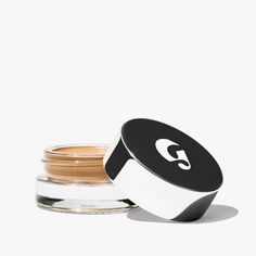 Glossier Stretch Concealer, Makeup Glossier, Stretch Concealer, Glossier Makeup, Glossy Makeup, Makeup Concealer, Concealer, Womens Makeup, Makeup Looks