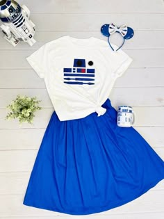 Its A Small World Costume Ideas, Womens Star Wars Shirt, May The 4th Outfit, Princess Outfits For Disney World, Cute Star Wars Outfits, Disney Star Wars Outfits Women, Star Wars Inspired Outfits Disneybound, Diy Star Wars Costume Women, Starwars Inspired Outfits