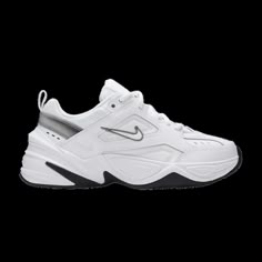 Old Nike Shoes, Gym Shoes For Women, Nike M2k Tekno White, White Gym Shoes, Old Nikes, Nike Casual Shoes, Nike M2k, White Gym, White Nike Shoes