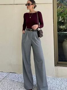 Neutrals Work Outfit, Outfits With Trousers Classy, Winter Semi Casual Outfit Women, Dressing For Inverted Triangle Body Type, Light Summer Fall Outfits, Mid 20s Outfits, Mid 20s Fashion Outfits, Grown Woman Aesthetic, Realtor Fits