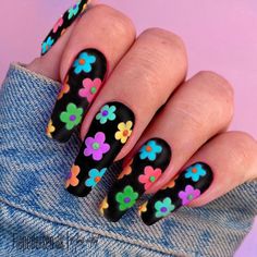 Black And Colourful Nails, Black Nails With Bright Flowers, Hippy Flower Nails, Funky Flower Nails, Black And Colorful Nails, Neon Black Nails, 70s Flower Nails, Black Nails With Flower Design, Black And Neon Nail Designs