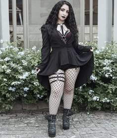 Plus Size Dress Goth, Trad Goth Outfits Plus Size, Plus Size Goth Dress, Plus Size Gothic Outfits, Plus Goth Outfits, Goth Plus Size Outfits