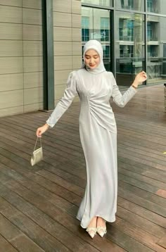 Baju Bridesmaid Modern Hijab, Dress Hijab Simple, Bridesmaid Dresses Hijab, Wedding Concept