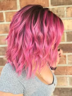 Highlighted Pink Hair, Pink Summer Hair, Pink Medium Length Hair, Pink Medium Hair, Pink Shoulder Length Hair, Ombré Pink Hair, Medium Length Pink Hair, Pink Balayage Brunette Short, Pink Hair With Root Smudge