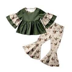 Material: Milk Silk Preorder,if you order please do at least 5pcs,and production time is 4-6weeks after order If you order with other stock items,we will need ship together when this item finished~ Country Baby Outfits, Country Baby Pictures, Baby Towel Apron, Girls Hunting, Cowboy Baby Clothes, Duck Hunting Outfit