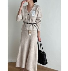 ▶ Colors ◀ Oatmeal Brown Black ▶ Size ◀ One size(Free) ▶ Fabric ◀ Extra fine wool 100 ▶Size Spec◀ * Cardigan * Total Length : 57cm Chest : 55cm(Around 110cm as circular) Shoulder : 40cm Sleeve length : 55cm * Skirt * Total Length : 90cm Waist : 30cm(Elastic banding - Around 60cm as circular) Hip : 44cm (Around 88cm as circular) -------------------------------------------- ▶ SHIPPING Information ◀ Delivery usually takes 10~15 business days. (Korea Post EMS) Even it is express shipping, recently i Cable Knit Skirt, Skirt And Cardigan, Sweater Knit Skirt, Wool Sweaters Womens, Cardigan Set, Cardigan Knit, Cable Knit Cardigan, Beautiful Blouses, Free Fabric