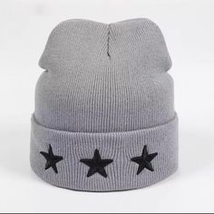 Woman’s Stylish Star Embroidered Black Beanie - Brand New Clothes Embroidery, Clothes Embroidery Diy, Girl Beanie, Embroidery Diy, Black Beanie, Grey Beanie, Embroidery On Clothes, Skater Girls, Soul Eater