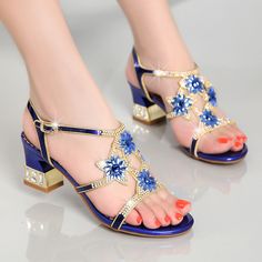 Diamond Sandals, Summer High Heels, Chunky Heels Casual, Club Shoes, Rhinestone Sandals, Blue Sandals, Thick Heels, Sandal Fashion, Block Heels Sandal