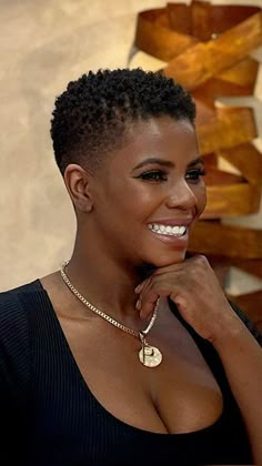 Tapered Haircut For Black Women, Short Twa Hairstyles Tapered, Low Natural Haircut Black Women, Fade Haircut Women Black, Fade Haircut Black Woman, Taper Fade Women, Fade Haircut Women Natural Hair, Short Hair Man, Short Tapered Natural Hair