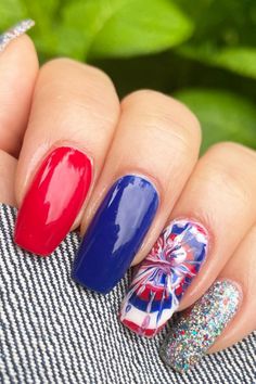 This post is about Fourth of July nail art designs! If you’re looking for a festive manicure idea to wear this coming July 4th, these 40 festive nail designs are perfect for whatever look you’re going for. These 4th of July nail designs include lots of patriotic stars & stripes nails, creative red, white, & blue nail ideas, and pretty fireworks nail art all with trendy nail shapes and styles! 4th Of July Nails 2024, Pretty Fireworks, 4th Of July Nail Designs, Stripes Nails, July Nail Designs, Nails Creative, 4th Of July Nail