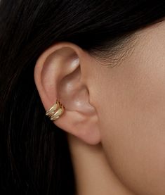 14ct Vermeil and 925 Sterling silver Adjustable Sold as a set Heel Accessories, Gold Ear Cuff, Kiss Makeup, Ear Hook, Fashion Books, Ear Jewelry, Accessories Rings, Hook Earrings, Ring Necklace