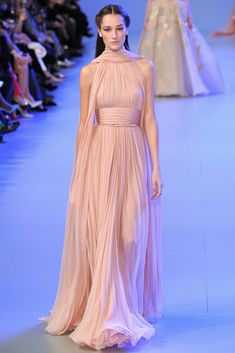 Fashion Design Inspiration, Fancy Attire, Spring Bridesmaid Dresses, High Neck Prom Dress, Elie Saab Haute Couture, Elie Saab Spring, 파티 드레스, Fashion Gowns, Bridesmaid Dress Sizes