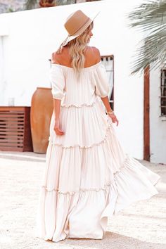 Summer White Temperament Commute High Waist Fairy Dresses Long Boho Dress, Fairy Dresses, High Waist Fashion, Long Summer Dresses, Tiered Maxi Dress, Cream Dress, White Summer, Types Of Skirts, Dress Pink