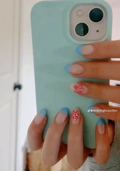 Simple Summer Nail Designs Short Nails, Short Natural Nails Summer, Back To School Nails For Teens Short, Preppy Beach Nails, Nail Ideas Easy At Home, Cute Nails For Back To School, Back To School Nails For Teens, Preppy Nail Ideas, Preppy Summer Nails