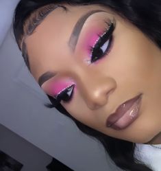 Prom Makeup Black Women Pink, Pink Under Eye Makeup Looks Black Women, Pink Eyeshadow On Black Women, Pink And Purple Makeup Looks Black Women, Pink And Purple Eyeshadow Black Women, Crazy Eyes, Make Up Inspo, Dope Makeup, Creative Eye