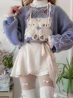 Sweaters With Skirts Outfit, Festival Outfit Ideas 2023, Cute Pastel Outfit, Cute Pastel Outfits, Teddy Outfit, Festival Outfit Ideas, Pastel Outfits, Kawaii Outfit Ideas, Dollette Coquette