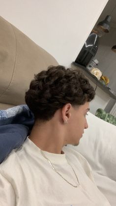 Men 2b Hair, Curly Hair Drop Fade, Wavy Hair Boy Haircut, Low Taper Wavy Hair, Taper Mens Haircut, Undercut Curly Hair Men, How To Style Curly Hair Men, Medium Hair Styles Men