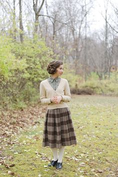 Vintage Spring Outfits, Camouflage Outfit, Oxford Fashion, Country Woman, Trendy Winter Fashion, Fantastic Fashion, Outfit Vintage, Fashion Goals, Vintage Girl