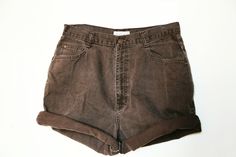 Levis Brand, Denim Short Skirt, Vintage High Waisted Shorts, Vintage Levi Shorts, Brown Denim, Brown Shorts, Vintage Shorts, Dream Clothes, Look Cool