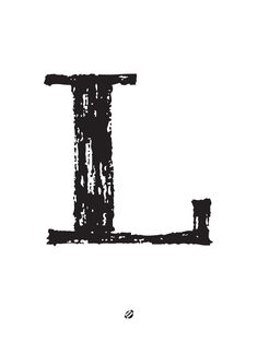 a black and white photo of the letter l