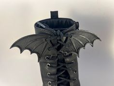 These are plastic black wings made from a 3D printer.  Super cute spooky accessory! You can wear 1 wing on each boot or a pair of wings on each boot like shown in picture.  Sold as 1 pair Disclaimer The 3D printing process is not perfect so there may be blemishes in the surface finishes and visible layer lines. Some items may not be exactly as pictured and as much as we try to take accurate photos, the color may be slightly different than viewed on your screen. We do our best to make sure all 3d Wings For Shoes, Diy Wings, 3d Printing Diy, 3d Printing Projects, Pony Town, Wing Shoes, Black Wings, Steve Harrington, Shoe Insoles