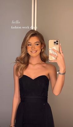 Tube Dress Hairstyle, Hair Styles For Strapless Dress Formal, Hairstyle For Strapless Dress, Hairstyles For Strapless Dresses, Fresh Makeup Look, Strapless Dress Hairstyles, Dress Hairstyles, Hair Inspo Color