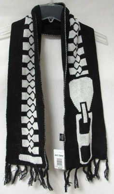 Cool Scarf, Star Scarf, Scarf Packaging, Hashirama Senju, Scarf Designs, Ebay Selling, Scarf Material, Grunge Y2k, Scarf Design