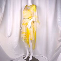 Halston Heritage Yellow & White Tie Dye 1 Shoulder Draped Silk Chiffon Belted Cocktail Dress Size Small Asymmetrical Hem, Hidden Side Zipper, Fully Lined, & Snap Eye & Hook Shoulder Strap Closure. Silk Drape Dress, Teal Mini Dress, Halston Dress, Halston Heritage Dress, Twisted Dress, One Shoulder Gown, Eye Hook, Pink Gowns, Tent Dress