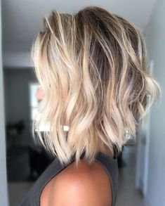 Short Curly Hairstyles will make women over 50 look younger and these following hairstyles will help you achieve your favorite look. Short Curly Hairstyles For Women, Brown Blonde Hair, Short Curly Hair, Hair Today, Great Hair, Blonde Hair Color, Balayage Hair