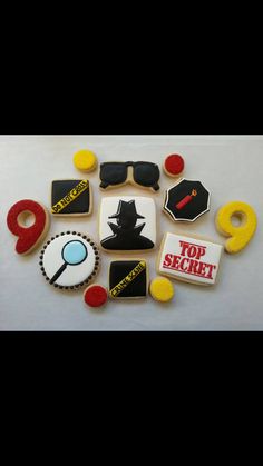 some cookies are arranged in the shape of doctor whos