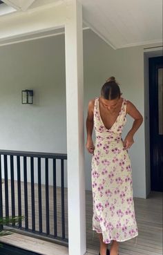 Hawaii Outfits, Spring Inspo, Europe Outfits, Yellow Midi Dress, Chiffon Evening Dresses, Fits Inspo, Fashion Mistakes, Summer 24