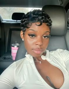 College Hair, Shortish Hair, Finger Waves Short Hair, Hair Threading, Brent Faiyaz, Natural Hair Short Cuts, Short Hair Pixie, How To Curl Short Hair, Short Hair Pixie Cuts