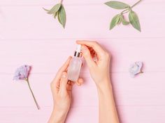 Can You Use Retinol in the Summer? Retinol Benefits, Female Hands, Facial Skincare, Hands Holding, Skin Medica, Winter Skin, Summer Skin, Anti Aging Ingredients, Improve Skin Tone