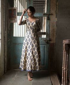 Blue Floor Length Dress, Indian Print Dress, Kalamkari Dresses, Long Gown Design, Blue Floor